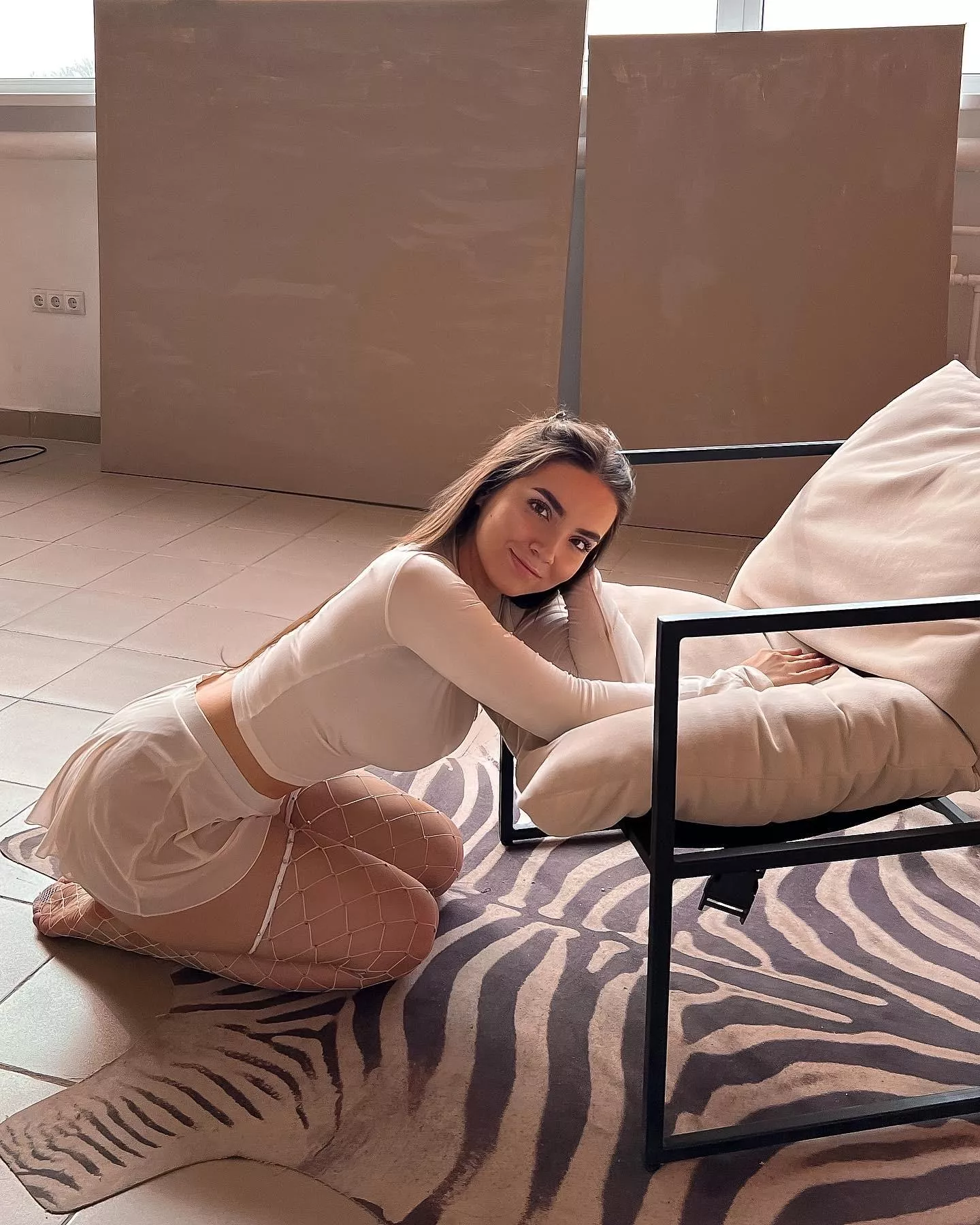 I think my body looks even better with my thigh highs on[f]