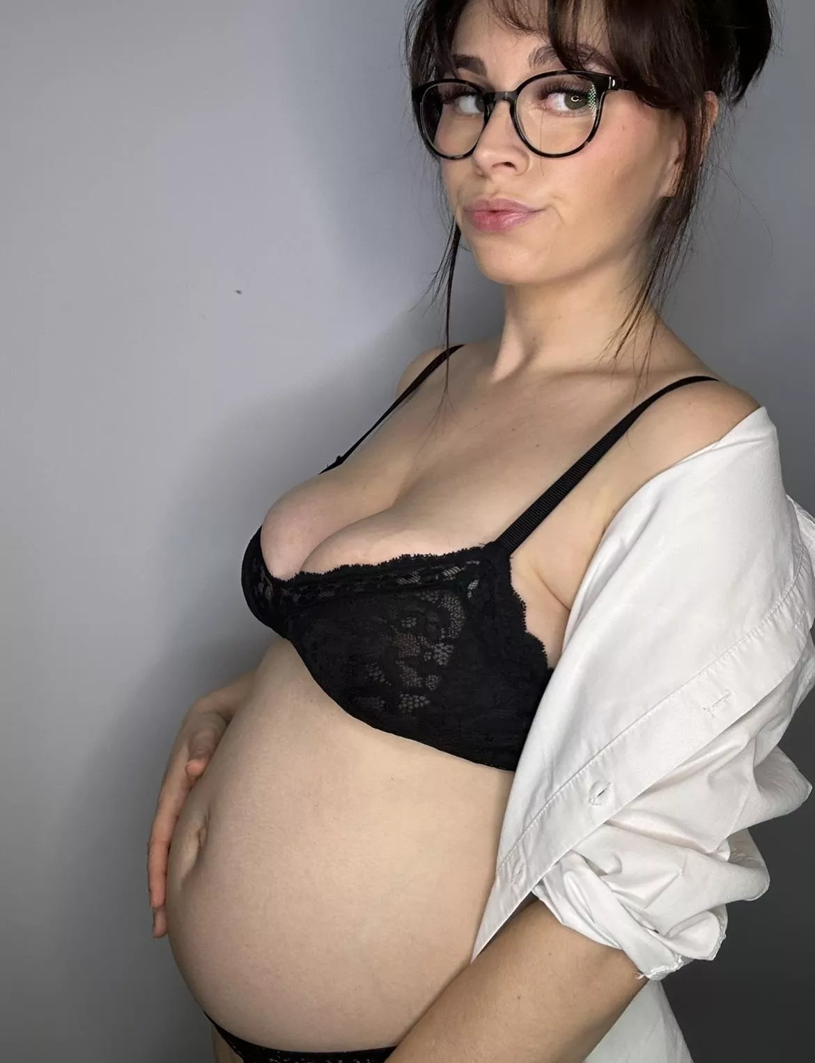 Is my pregnant body cute or sexy?