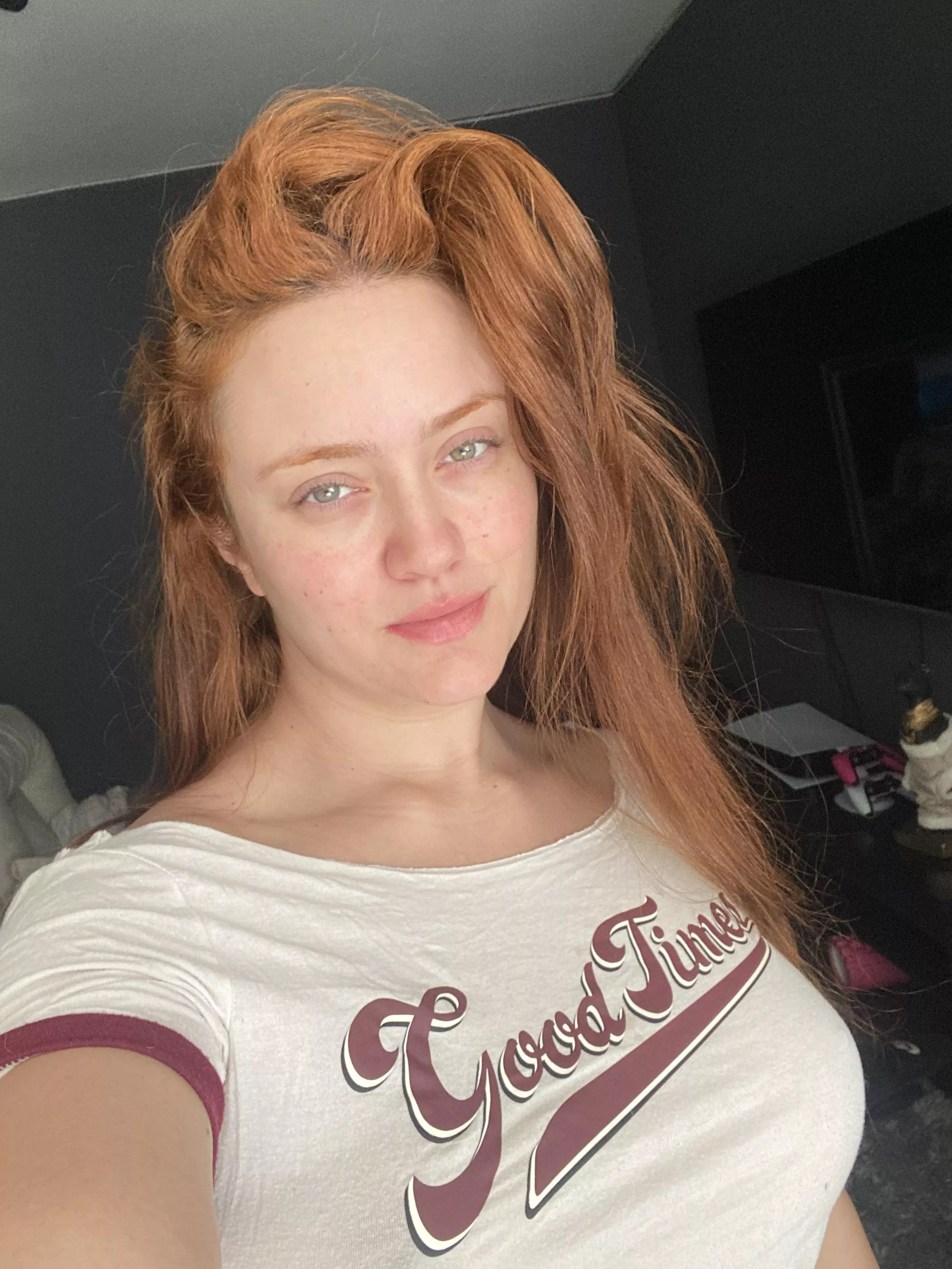 Messy hair coz I don’t care