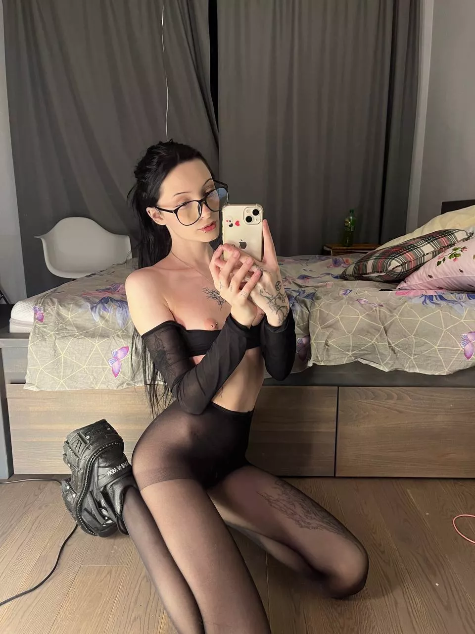 My legs look wonderful in these tights