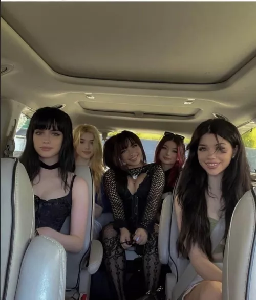 Not sure if porn, got no context, just got teased by a mysterious post and now i need answers