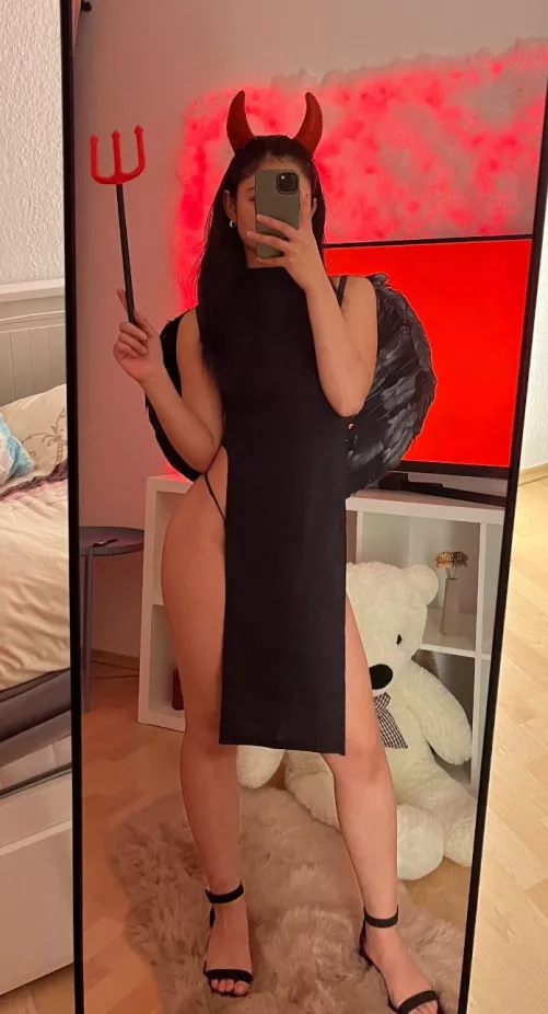 Say the magic words 😈😝