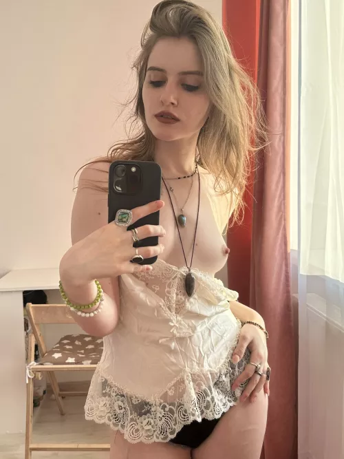 Seeking someone to unravel my deepest desires