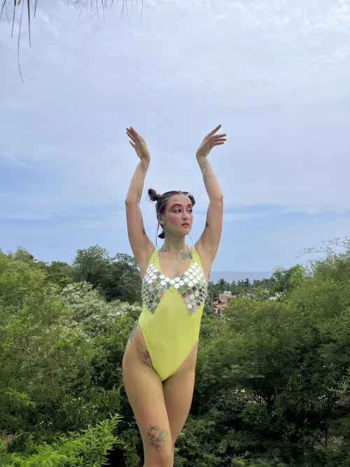 This mexicana is too hot to handle