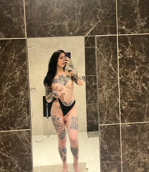 Would you let me be your girlfriend, yes or no?