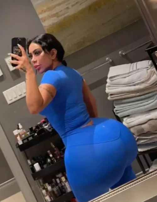 You makin it past the cheeks or nah lol