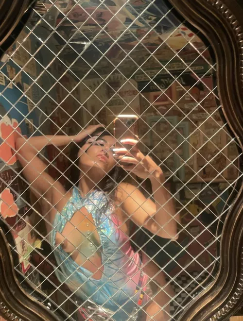 Bathroom selfie at the rave