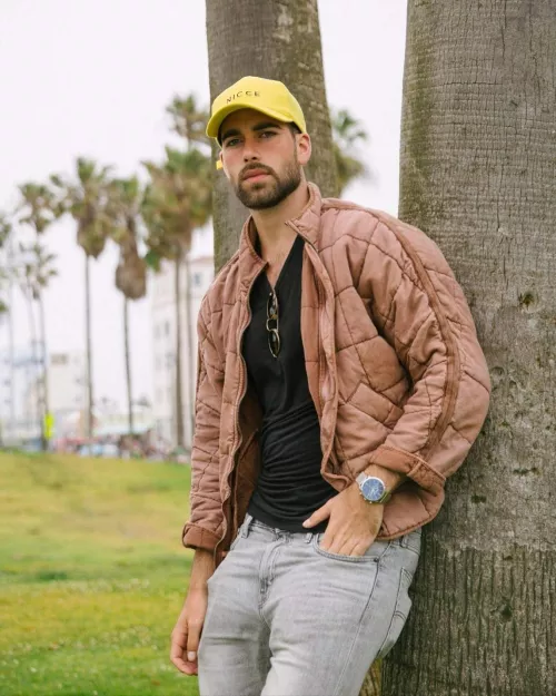 Bought this cap for 2 bucks at a thrift store. I love this cap.