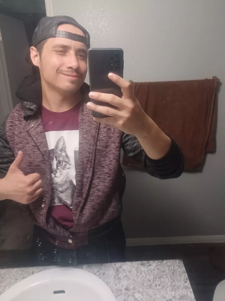 Chat? Bored At Work. Doing Graveyard.