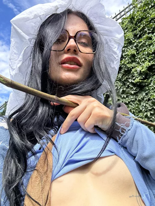 Freckled tan lines 🤪