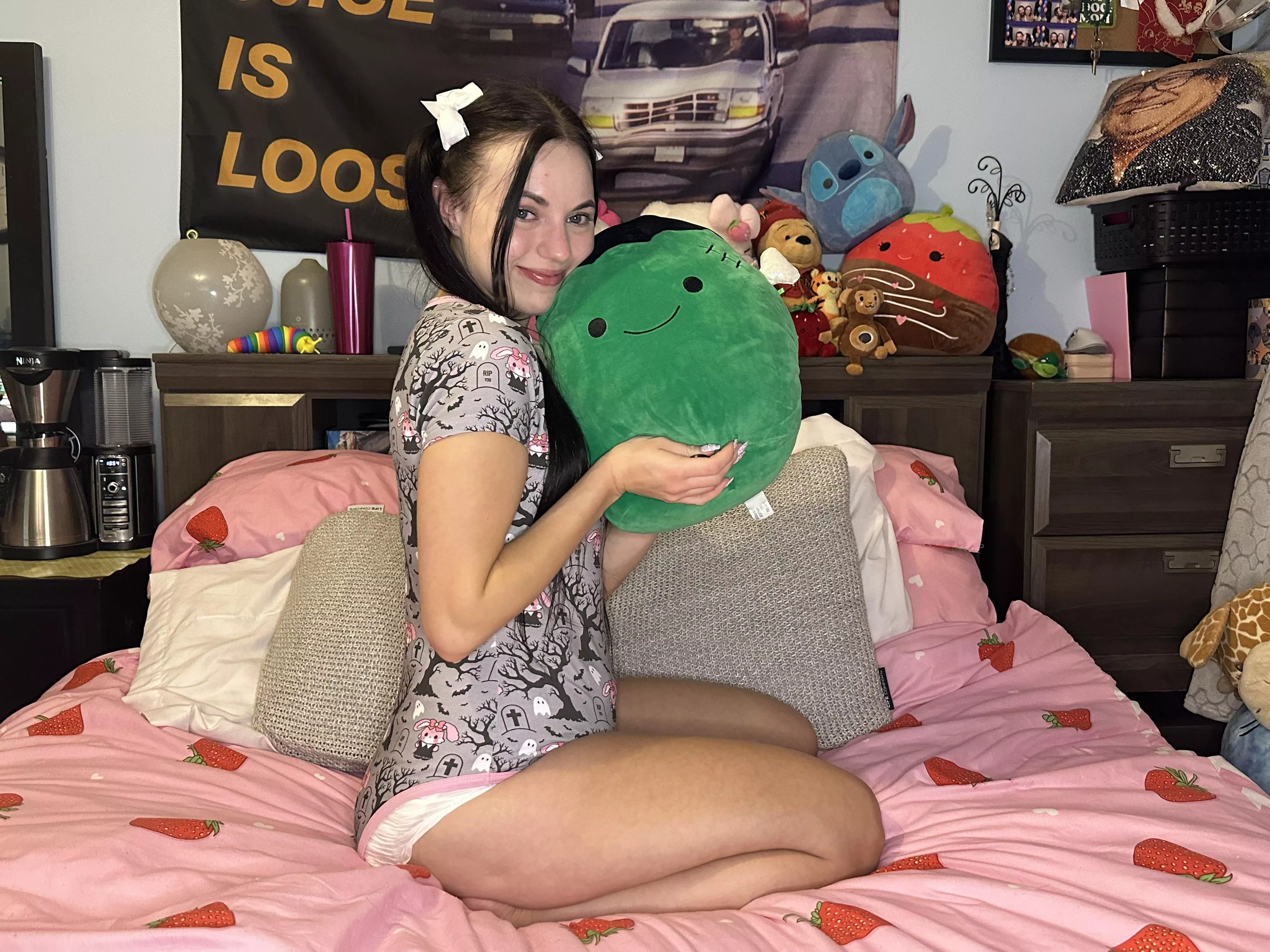 Happy Halloween from Frankie and I ππ»π¦ Happy Halloween from Frankie and I ππ»π¦