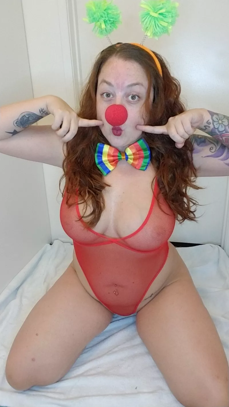 [hullochicky] quit clownin around and cum play with these tatas!