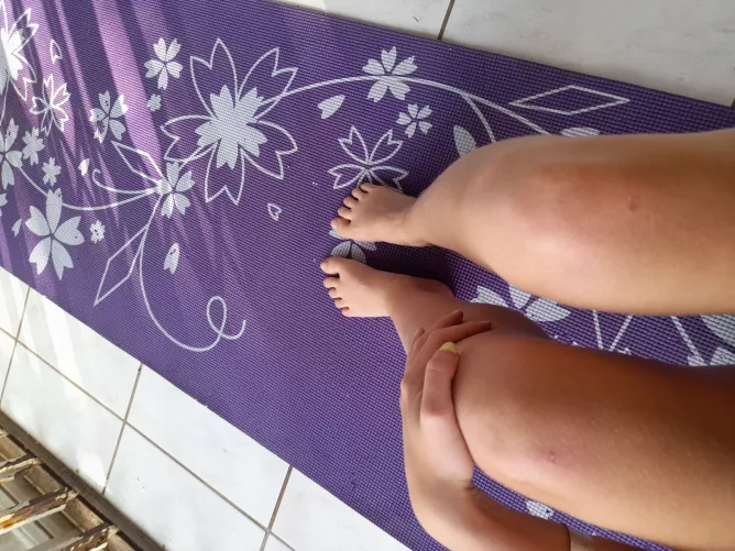 I'm on a mission to find the perfect spot for my fabulous feet. Got any ideas