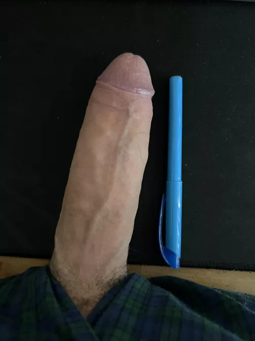 Next to a hi lighter 🤣