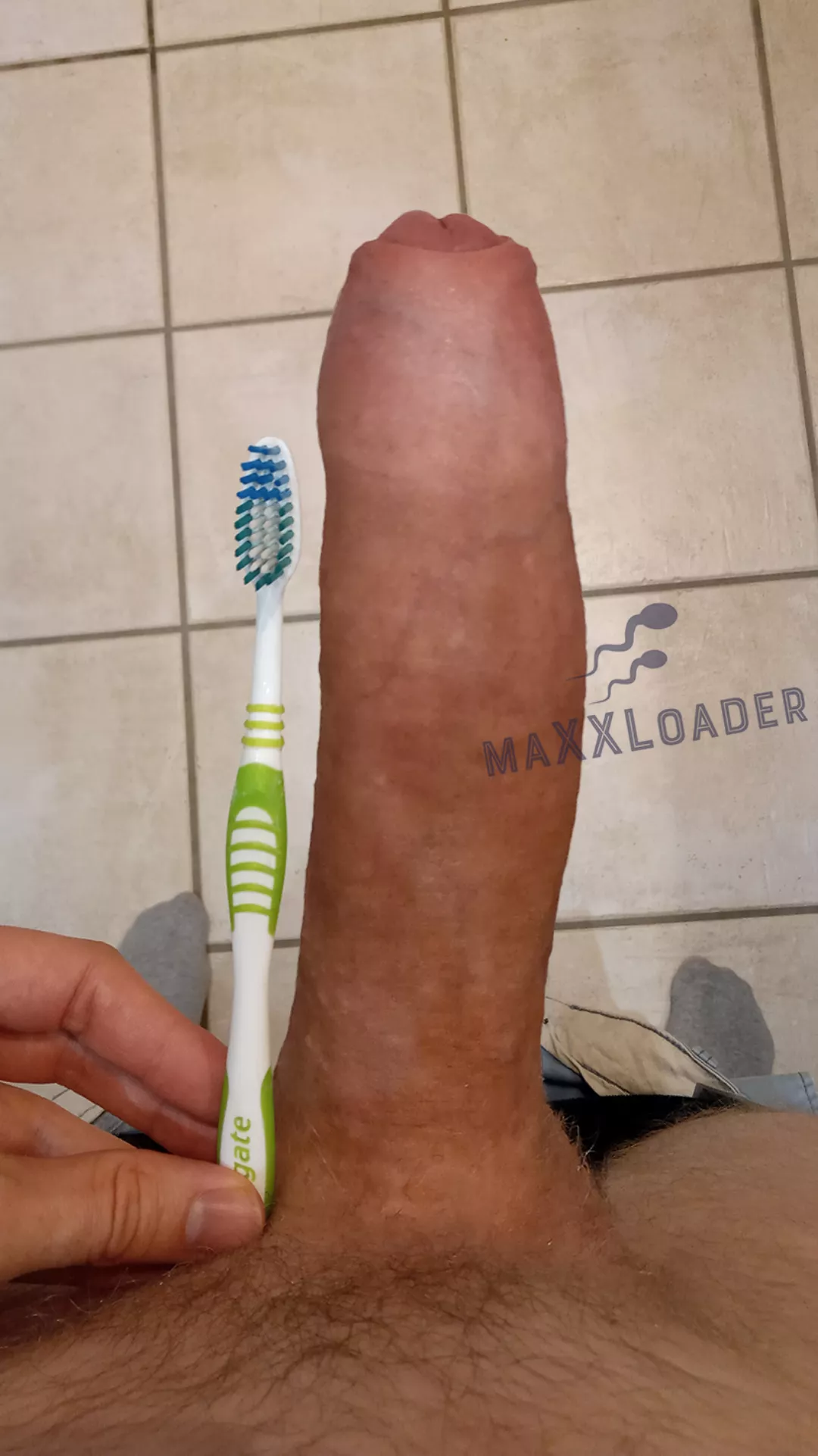 Remember to brush your teeth after all that Halloween candy 🍬🍬🍬