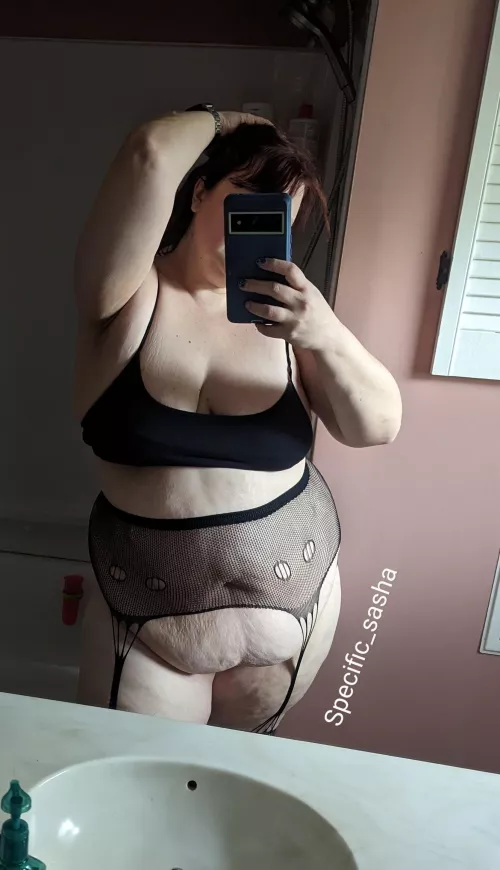 Sometimes I still get belly shy 🥺