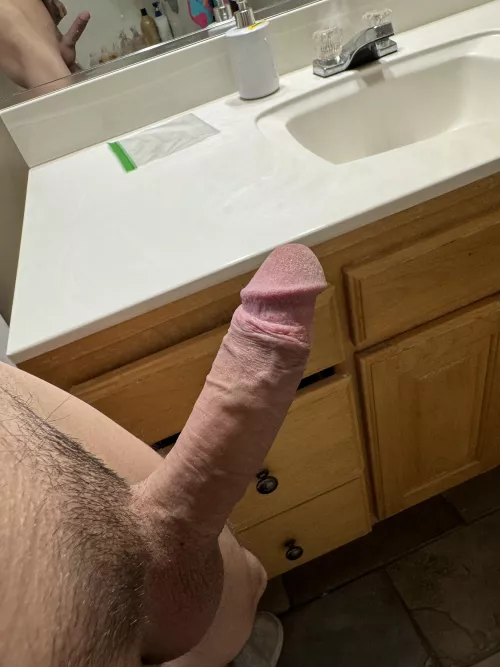 The mirror makes a 2 in 1 as my first post here