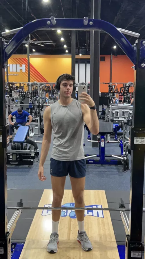 Who’s down to workout?!