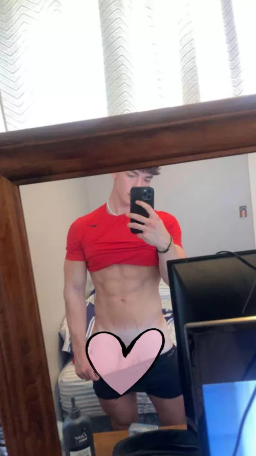 20, uk add my sc and send body + face for uncensored pic @brambb