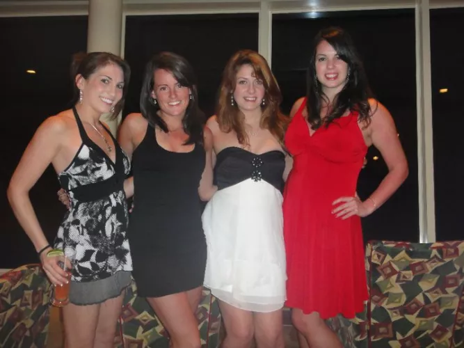 [4] sorority sisters