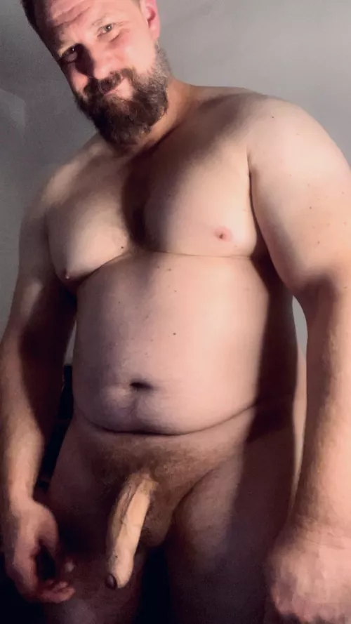 As your new, friendly neighbor, I'll ring your doorbell and ask if you want eggs. What is your answer ?