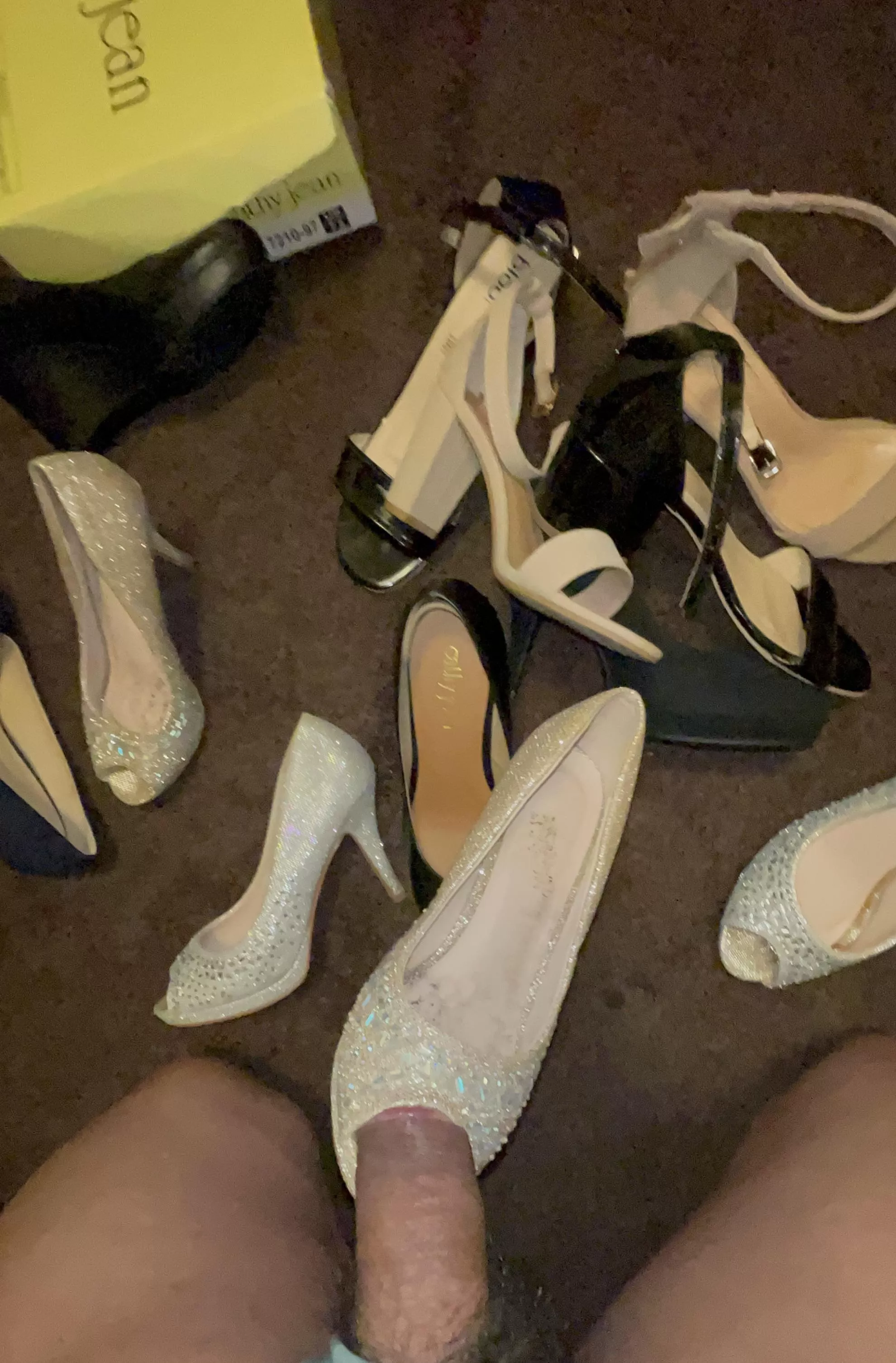 Heels are sexy 🥵 [M]