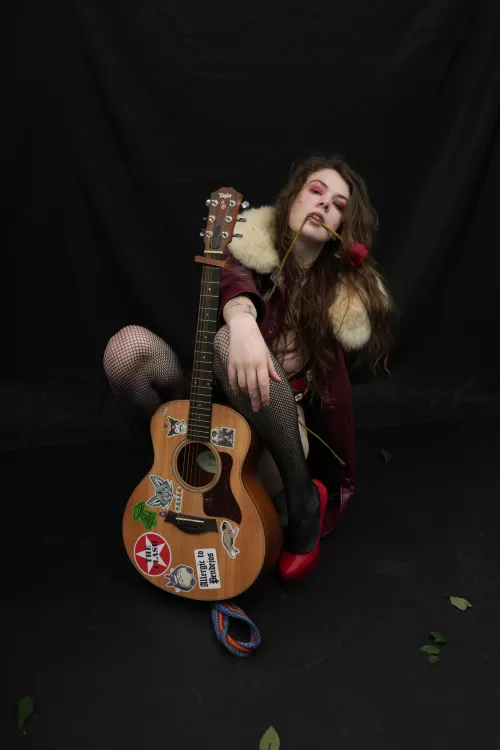 If you think I Shred these you should see what I do to heartstrings. 😈🎸☄️