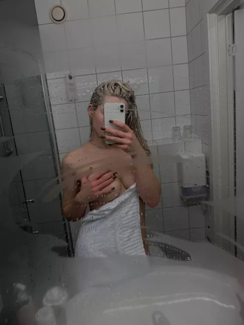 If you think i'm cute now... just imagine me on your cock