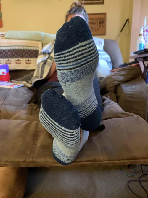 Locktober is over! Celebrate by soaking my sweaty socks in something creamy 🤭