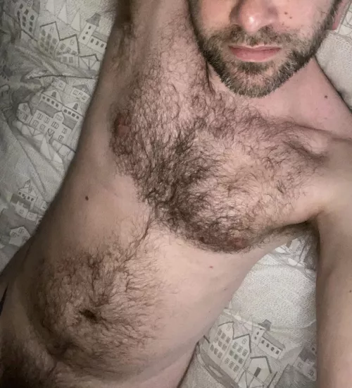 Love to show off my hairy body