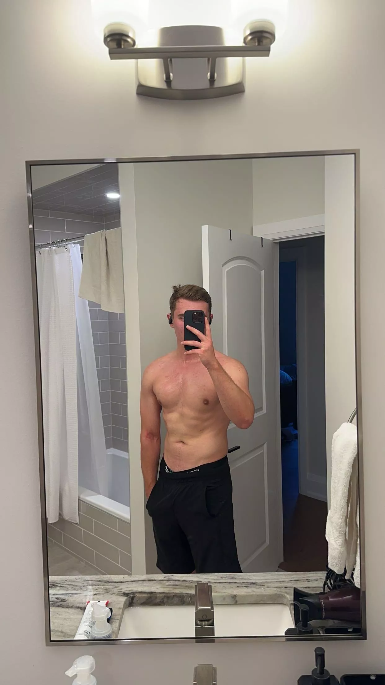 Smash or pass? Top or bottom?