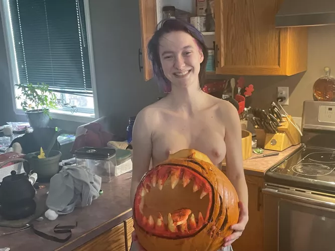 What does a DnD Nerd carve for a halloween pumpkin. Of course a Mimic