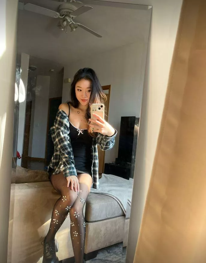 Would you be my trainer and check my form?