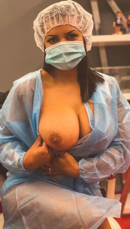 Would you fuck a nurse you met on Reddit ? F42