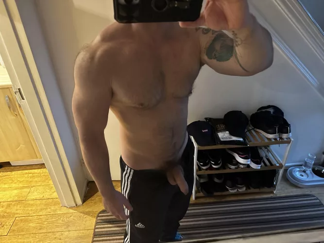 [43] M - walking around like this is the best