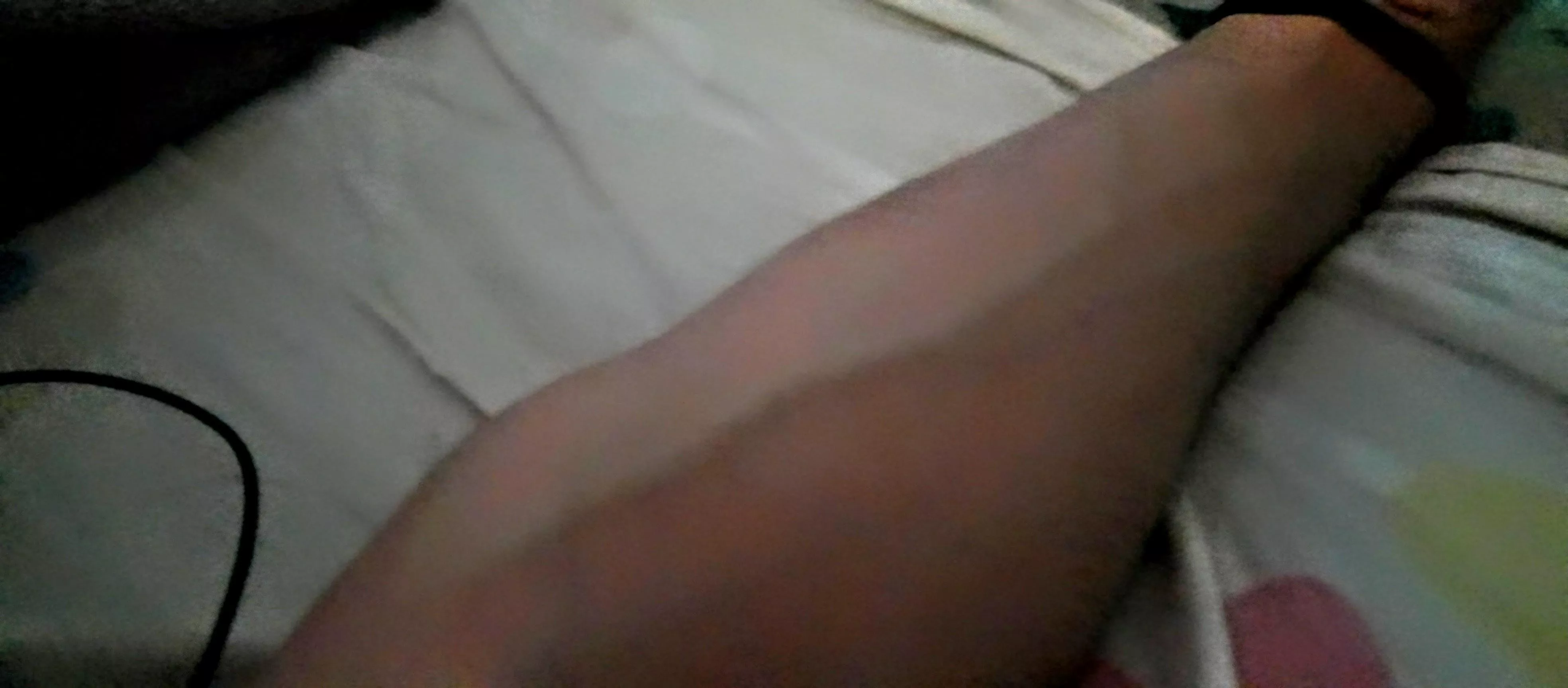 Amidst the poor quality of my cam, there's a forearm there, I swear.