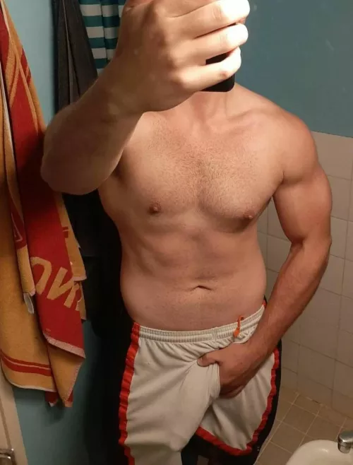 Buldging through shorts