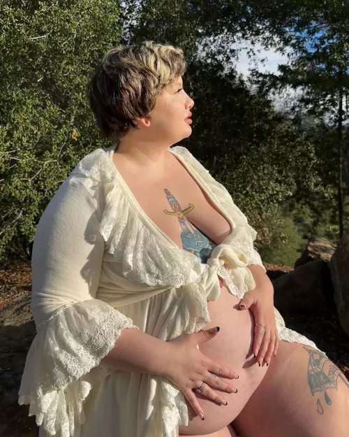 Do you like this pic from my maternity photoshoot?