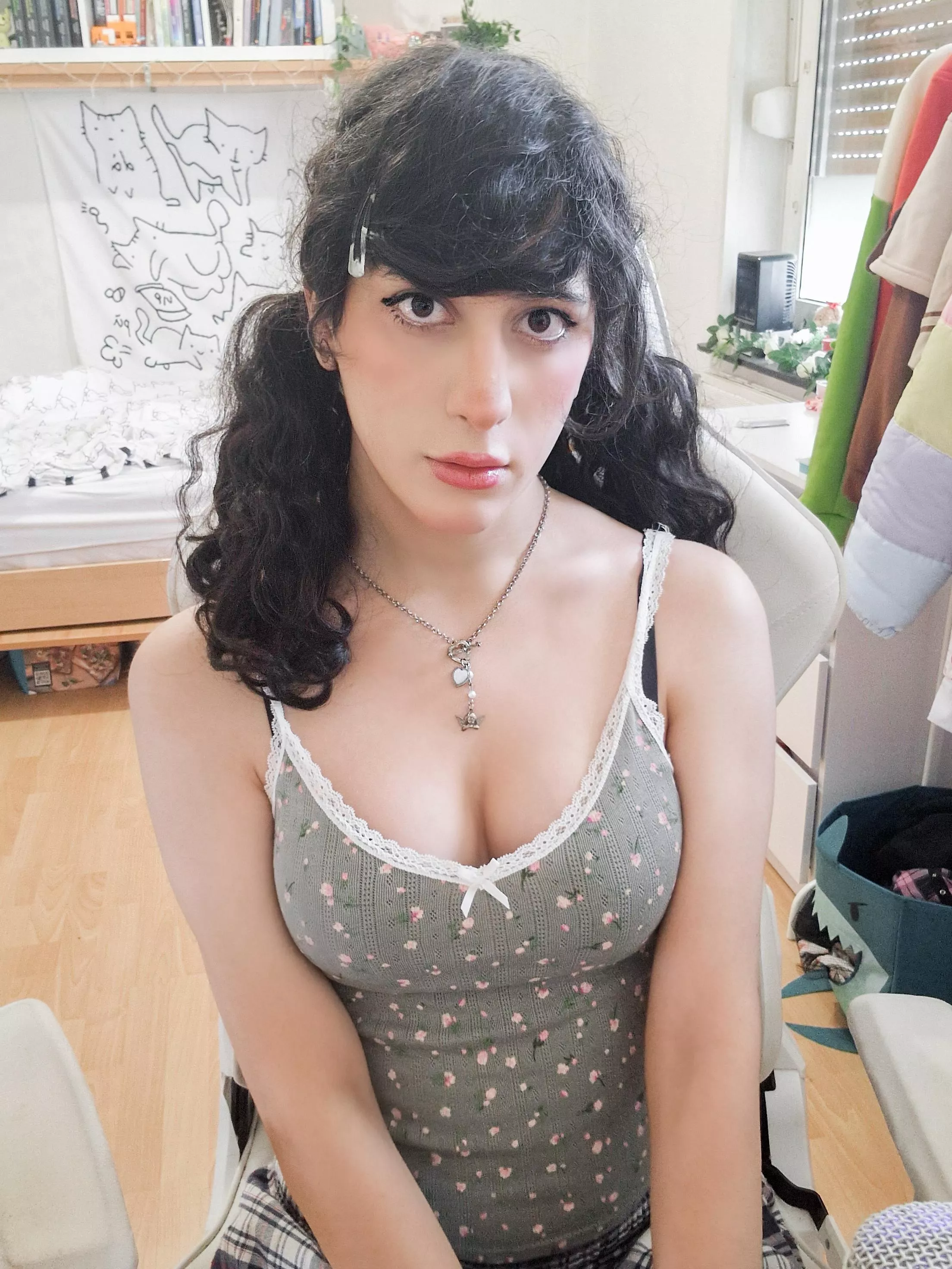 First reaction seeing me? 💗🙈