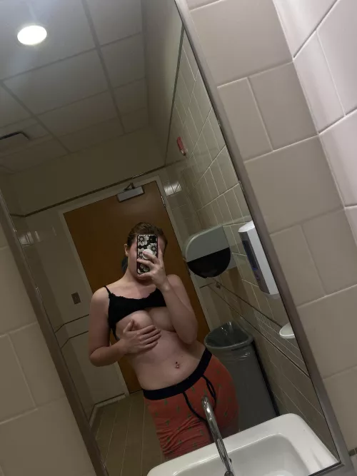 (f)unny shorts today😛