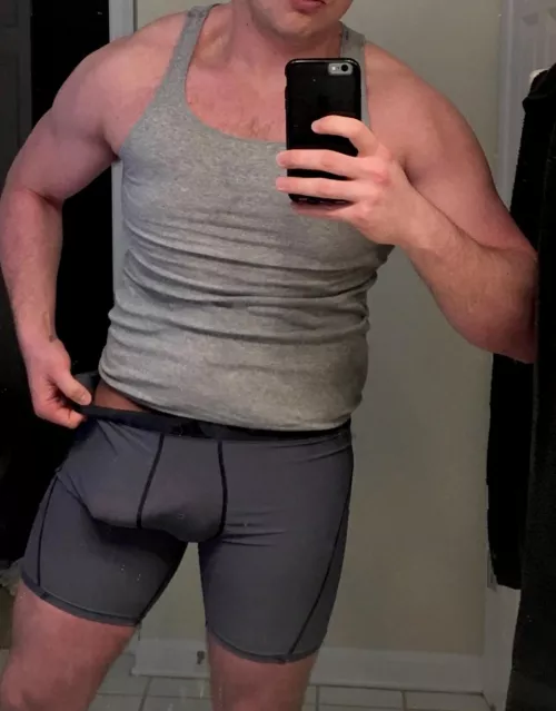 I answer the door like this (31)