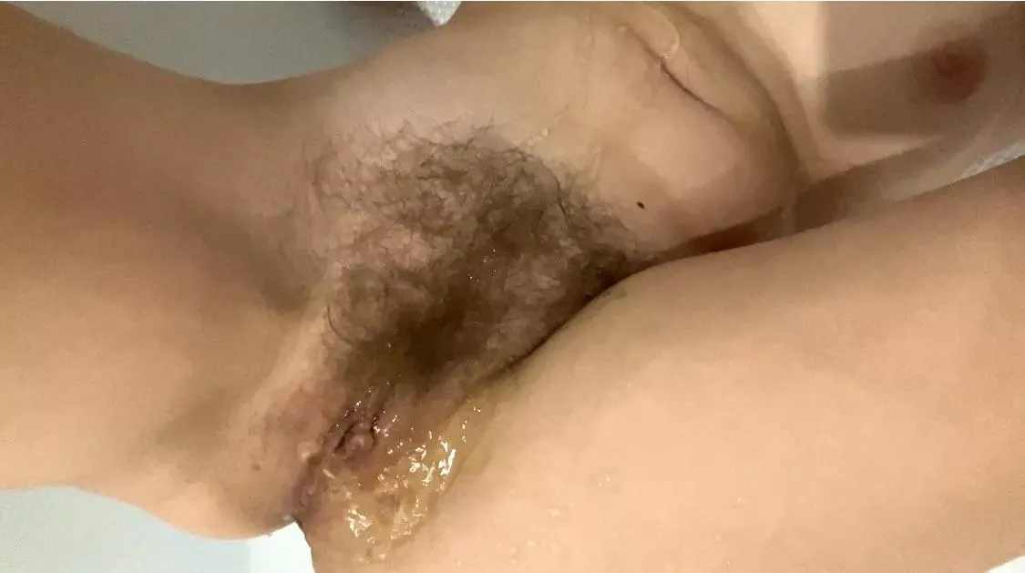 I peed while lying down and peed on my bush and stomach. Do you like this?