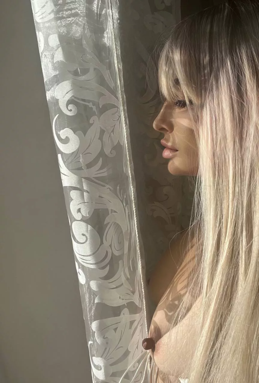 I'll suck you off if you make me coffee :)