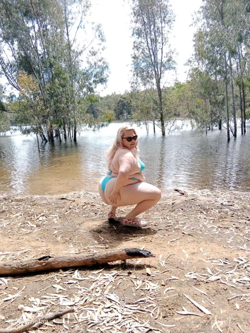 Imagine me parking this on your face!