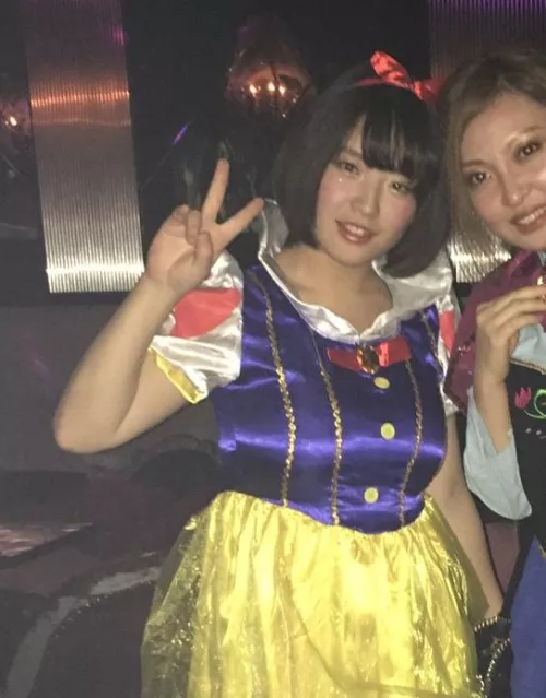 My Halloween cosplay of Snow White