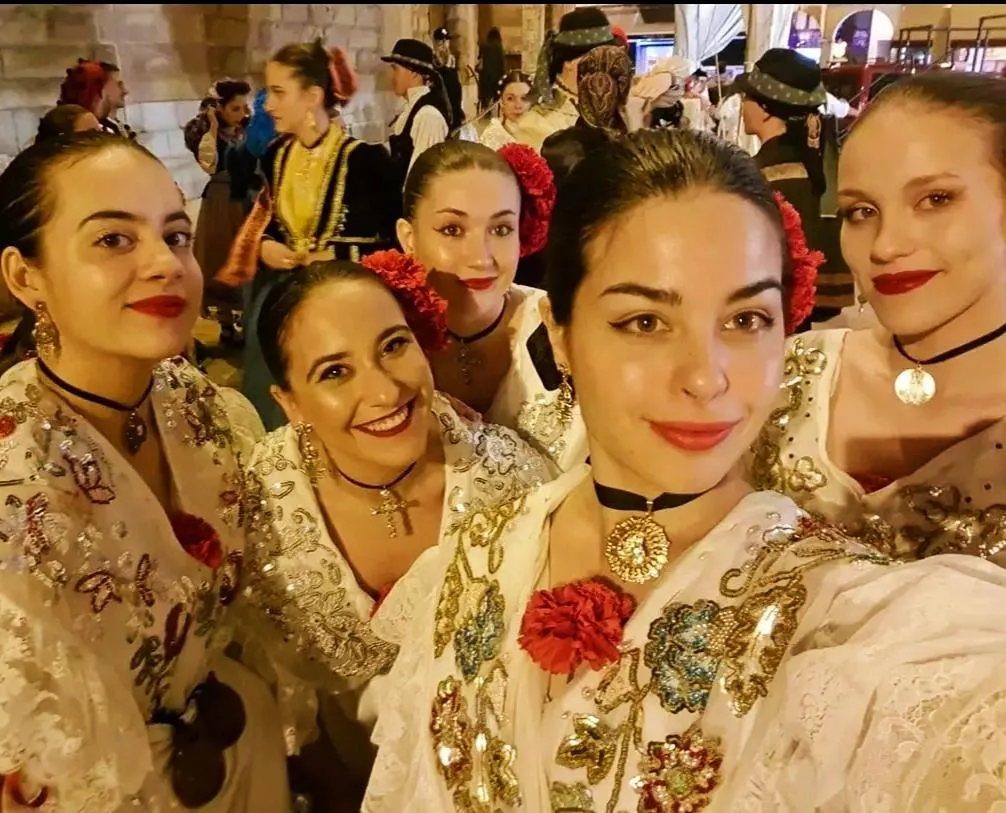 Spanish Dancers