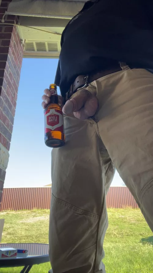 What a rough day at work. Who can get me hard so I can release my frustration?