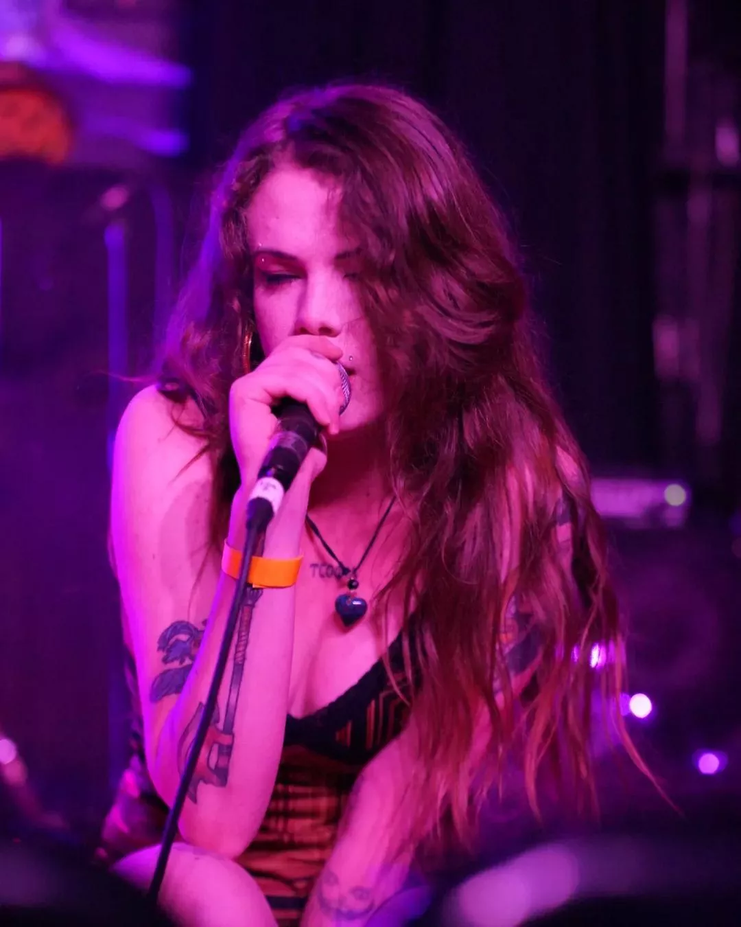 When I walk in the room, all eyes on Me.. bitch, I'm the one you came here to see. 👑