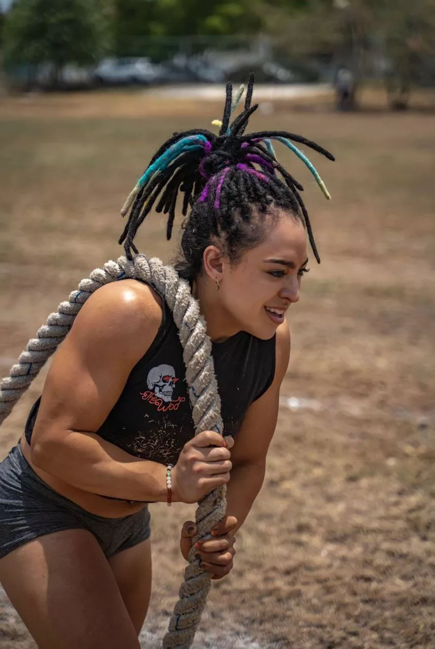 Who Gonna Carry The Boats And The Logs! (F)