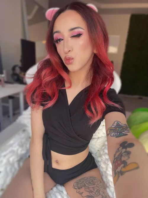 ⭐️💦18YO KINKY SWITCH💦⭐️ available all night long! experienced, slutty and eager to make you cum! 😜💕 [cam] [dom] [gfe] [sext] [pic] [rate] [vid] (pricing below)